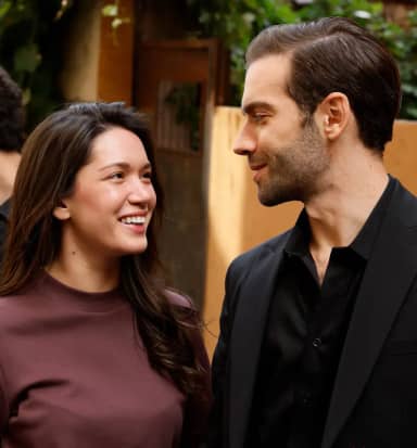 Hazal Subaşı ve Burak Berkay Akgül (Azize ve Devran) - Sahipsizler
