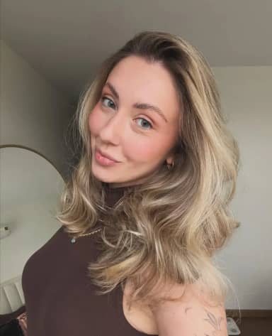 Anya Kurtini